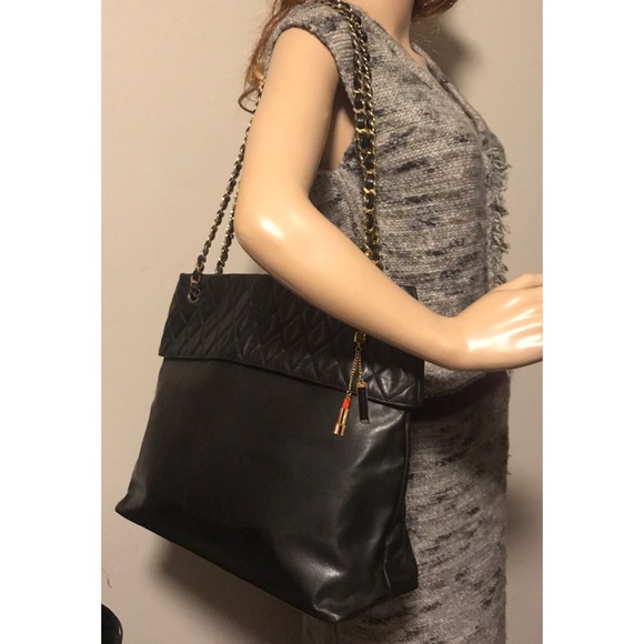 CHANEL Handbags - Traded